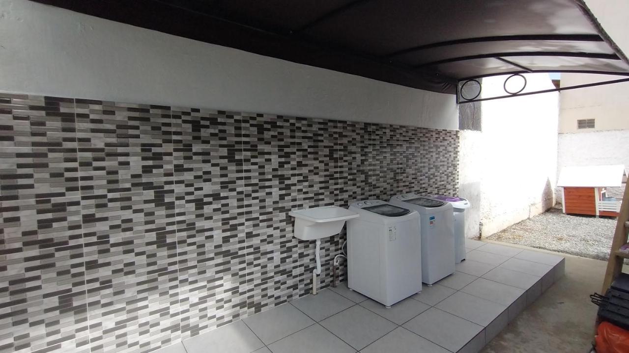 Ferienwohnung Marco Zero Containers 6 Balneário Camboriú Exterior foto
